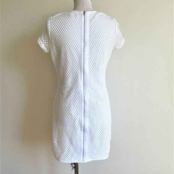 NWT Banana Republic White lined mesh bodycon mini shift dress 6P  6 - Picture 4 of 4
